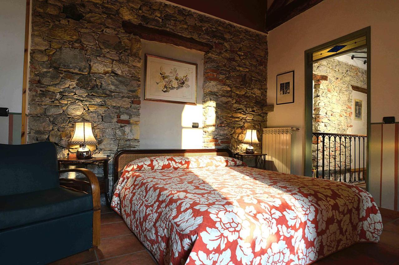 Il Cortile - Casa D'Artista Bed & Breakfast Casalzuigno Eksteriør bilde