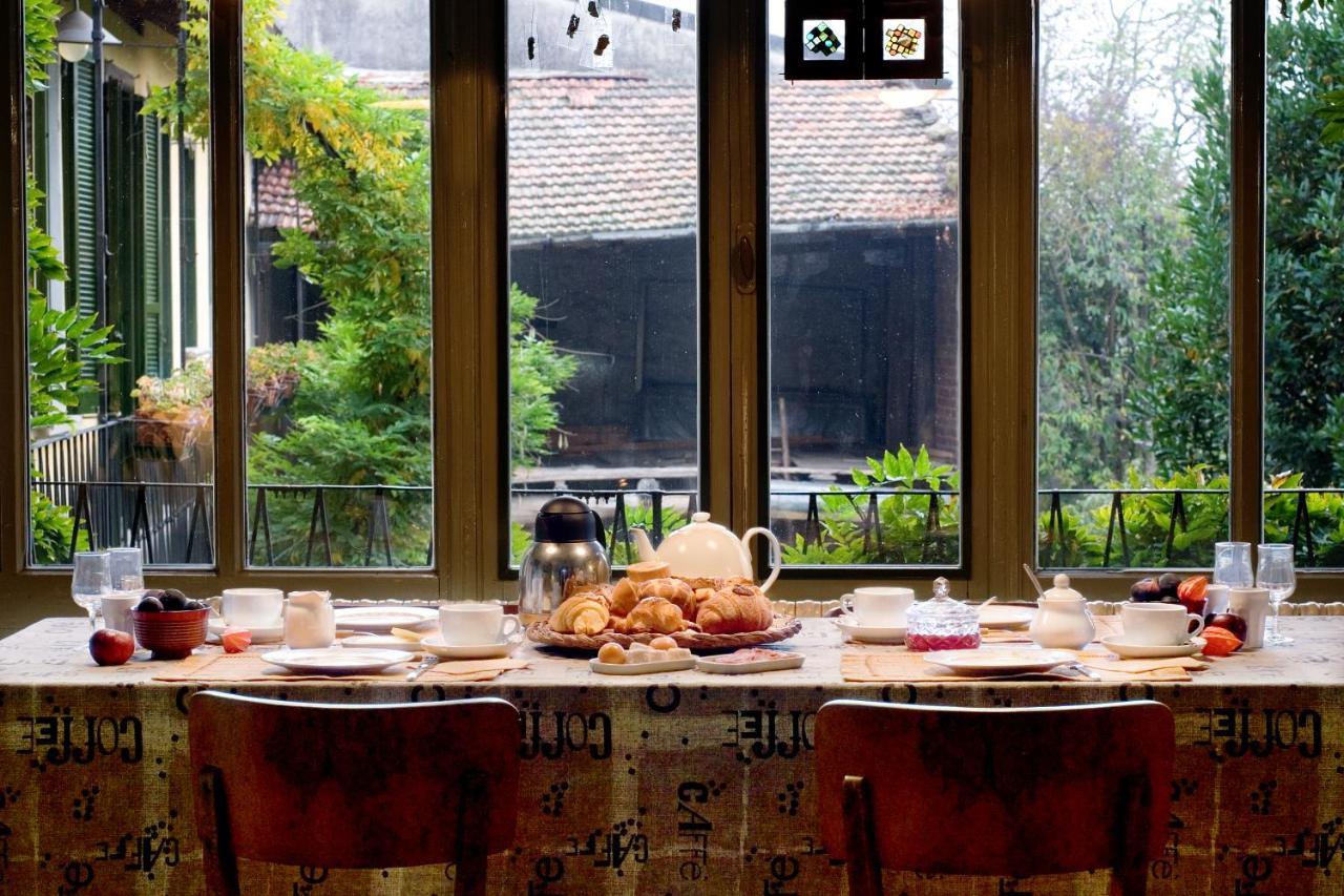 Il Cortile - Casa D'Artista Bed & Breakfast Casalzuigno Eksteriør bilde